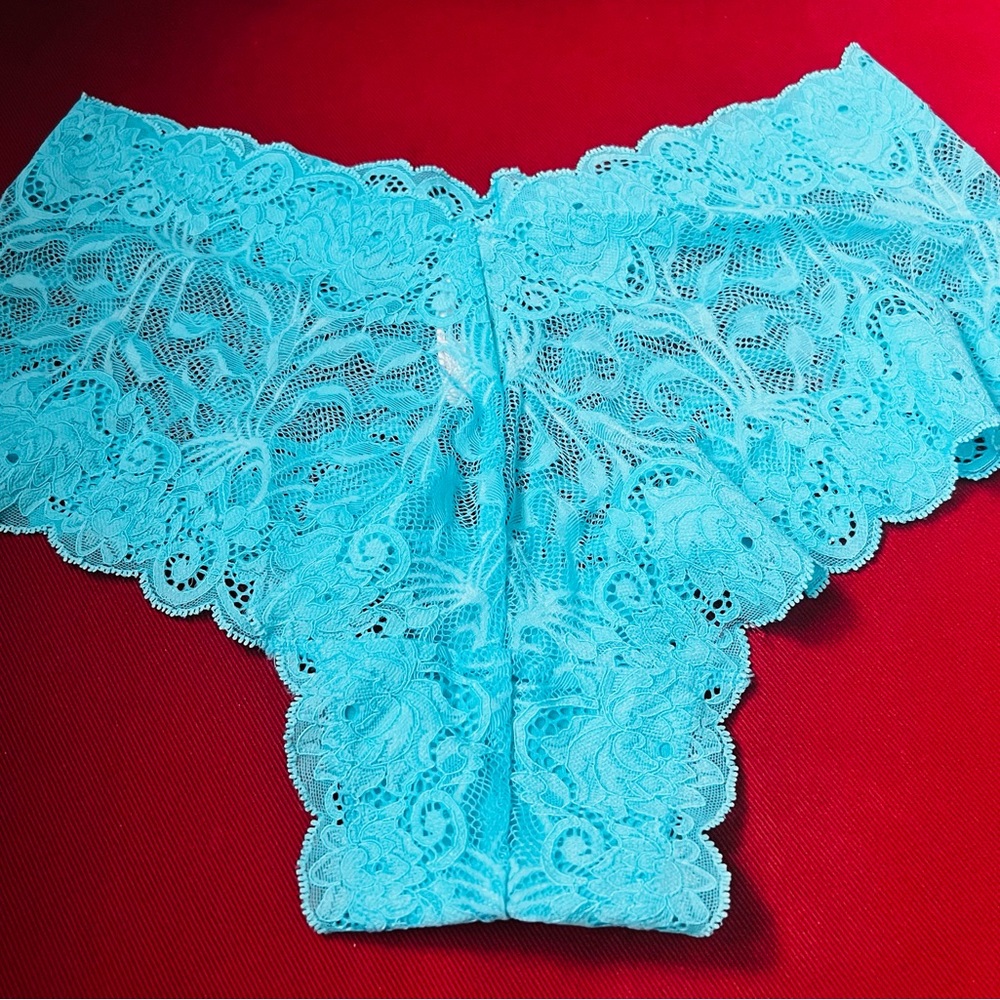 Victoria’s Secret lace panties. Size M. Brand New with tags